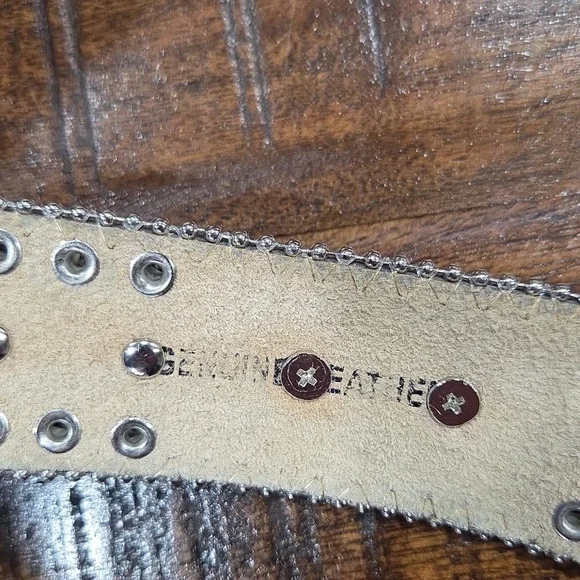 Silver Embellished Women's Belt Genuine Leather Size XL - Picture 7 of 9